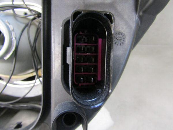Koplamp Mercedes Sprinter W906 XENON 06-13 A9068202161 RECHTS Q364/F160