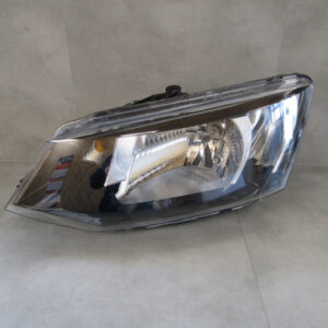 Koplamp Skoda Fabia 3 III 14-18 NORMAAL 6V1941015C Links Q608/K5/10C