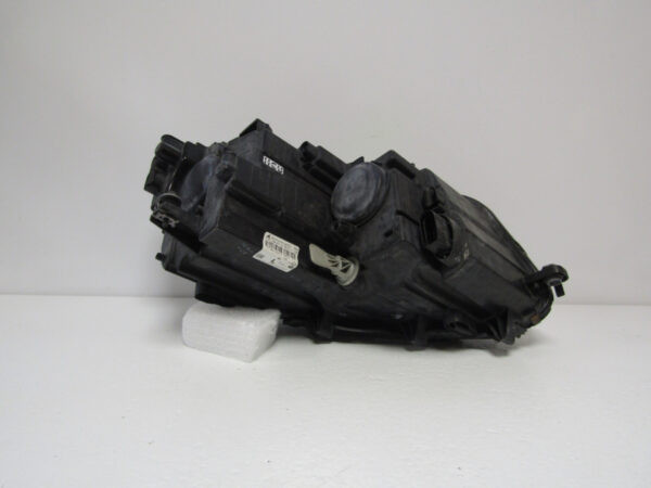 KOPLAMP VOLKSWAGEN VW Caddy Touran 1T1 FACELIFT 10-15 1T1941005H LINKS Q31/C22