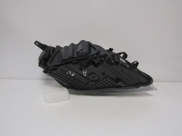 KOPLAMP Volvo V40 12-16 31420003 LINKS Q30/D20