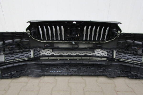 Bumper SKODA SUPERB IV 2023- Voorbumper MZ985