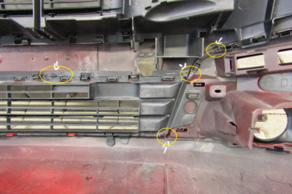 Bumper	Peugeot Partner 2 II   FaceLift 15-  9810923277    Voorbumper   KS5575