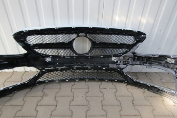 Bumper Mercedes C klasse W205 6.3 C63 AMG Voorbumper PJ271