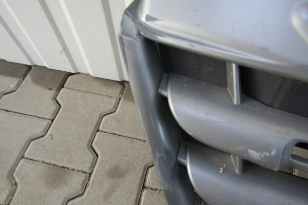 Bumper Renault Master 3 III 10-14 GRILL  620220006R   Voorbumper  JM114