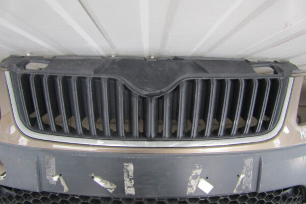 Bumper Skoda Fabia Scout 2 II 5J0 Facelift 10- Voorbumper MZ730