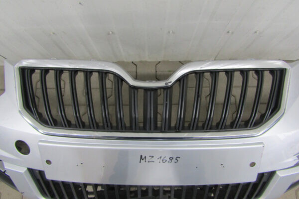 Bumper Skoda Yeti 5L0 Outdoor Facelift 13-17 Voorbumper MZ1685