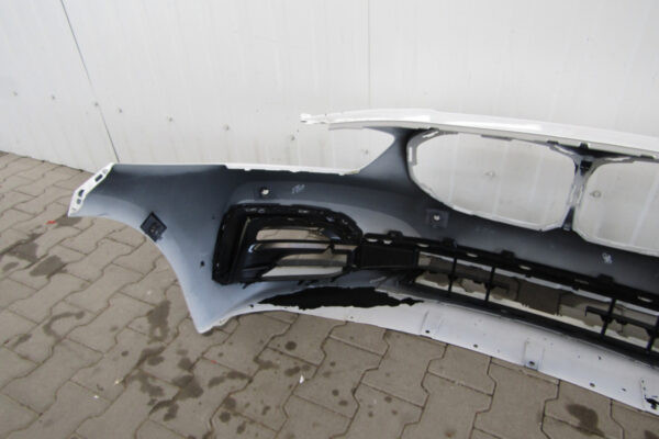 Bumper BMW 1 F40 Luxury Line 19-51117459708 Voorbumper JM194