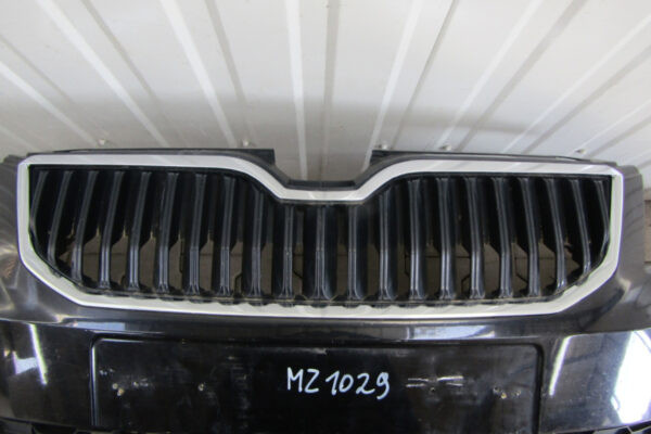 Bumper Skoda Octavia 3 III 5E0 12-16 Voorbumper MZ1029