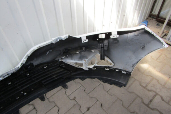 Bumper  RENAULT SCENIC IV 16- Voorbumper MZ1009