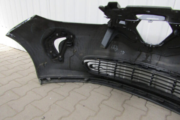 Bumper Renault Zoe 12-  Voorbumper MZ743