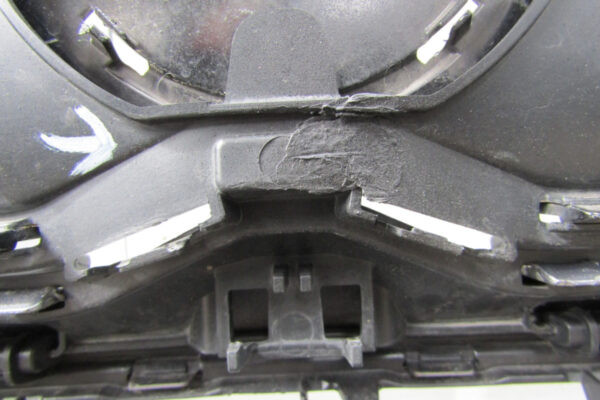 Bumper Opel Crossland FACELIFT 20- Voorbumper MZ751