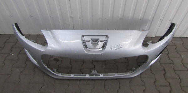 Bumper	 Peugeot 308 II 2   FaceLift 17-  C06763091ISM001    Voorbumper    KJ8880