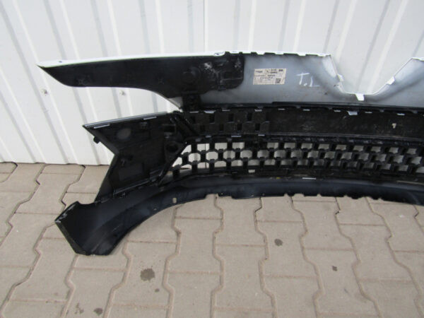 Bumper RENAULT MEGANE 5 E-TECH 22- 620742561R  Voorbumper  MK2382
