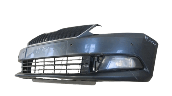 Bumper Skoda Fabia 3 III 6V0 14-18 6V0807221 Voorbumper KJ7141