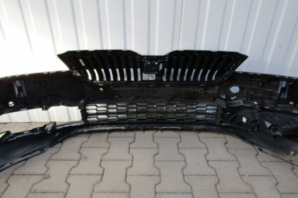 Bumper Skoda Superb 3 III 3V0 SCOUT 19- 3V0807221M Voorbumper PJ401