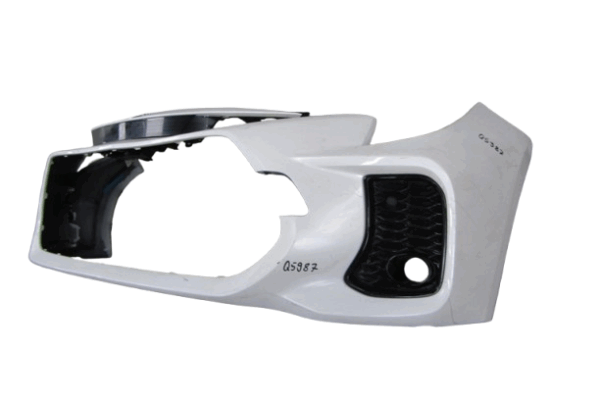 Bumper Suzuki Swace 20- Voorbumper Q5987