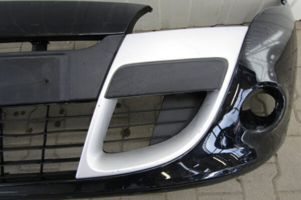 Bumper RENAULT MEGANE III COUPE 10-12  620220005R Voorbumper  MK1604