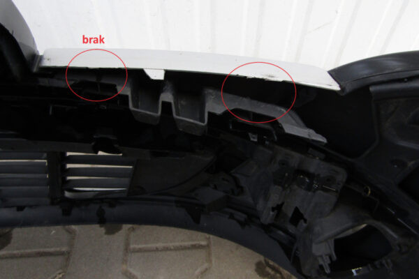 Bumper RENAULT MEGANE III COUPE 10-12  620220005R Voorbumper  MK1604