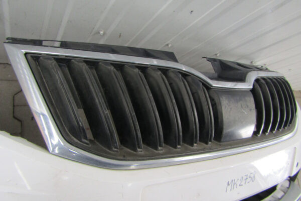 Bumper Skoda Octavia 3 III Scout Facelift 16-20 5E0807221AD Voorbumper MK2758