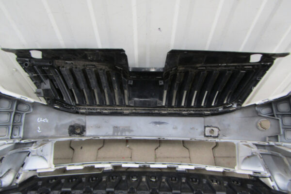 Bumper Skoda Octavia 3 III Scout Facelift 16-20 5E0807221AD Voorbumper MK2758