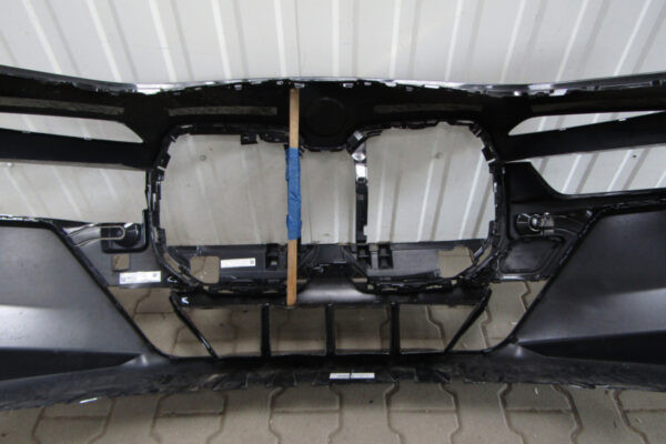 Bumper   BMW 7 G70 M  M-Pakket M Pakket  22-  5111-8081544    Voorbumper  MK2804