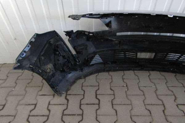 Bumper  Peugeot 3008 5008 II 9836768577	 Facelift  20-    Voorbumper   MK2875