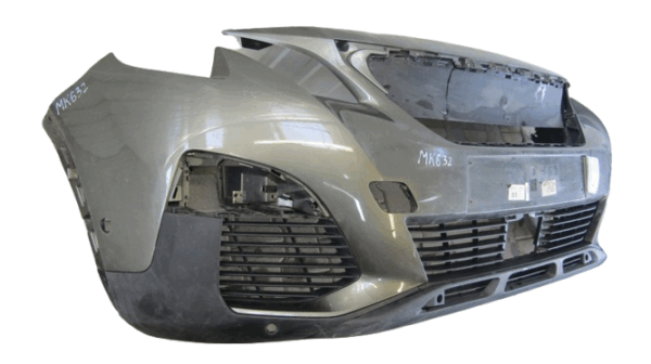 Bumper    Peugeot 3008 5008 GT-Line 16-20  GTLINE 9815499077 Voorbumper   MK632