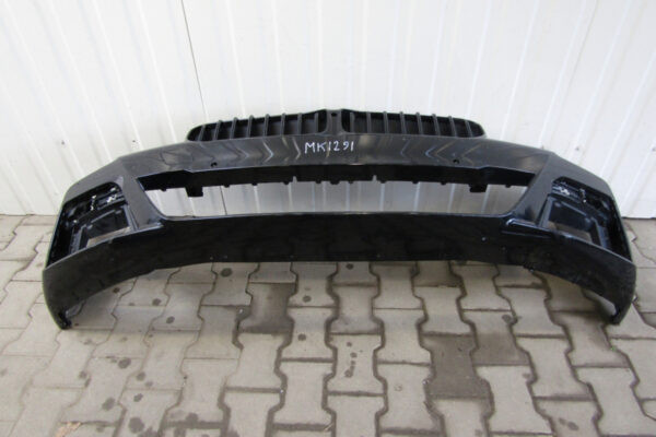 Bumper BMW 5 G30 G31 M-Pakket M Pakket Face lift LCI 20- 5111-8098664   Voorbumper MK1291