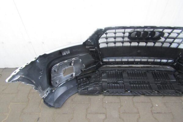 Bumper Audi Q3 8U0 Facelift 15- 8U0807437AD Voorbumper MK2235