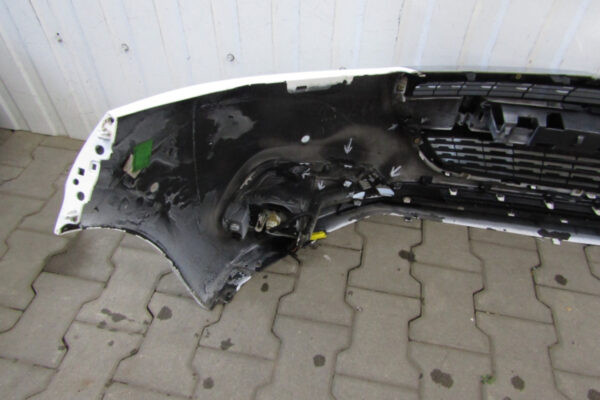 Bumper  Peugeot 208 GT LINE  Facelift  15-19   9810513777  Voorbumper  HK085