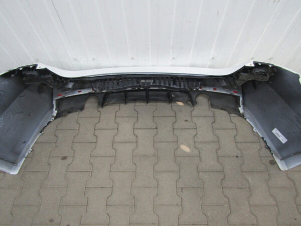 Bumper BMW 3 F31 M-Performance Kombi 11-18 / ŚLIZG 8054209  Achterbumper KJ11813