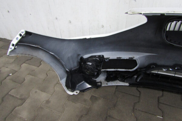 Bumper  BMW 1 F20 F21 11-15  7245731  Voorbumper  HK186