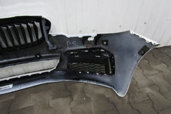 Bumper BMW 5 G30 G31 M-Pakket M Pakket  17-20 8070201 Voorbumper HK196