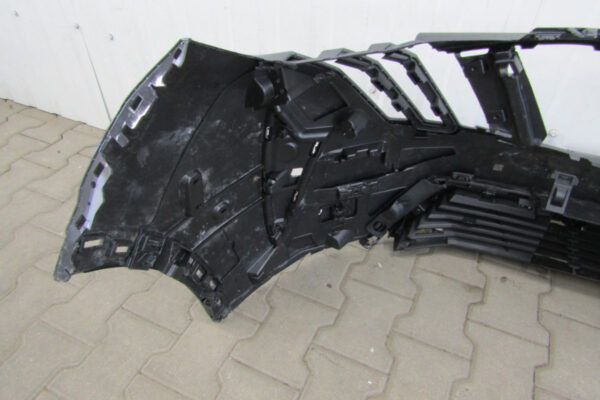 Bumper  Peugeot 5008 3008 III E-5008 E-3008 23-  9846491180  Voorbumper  HK210