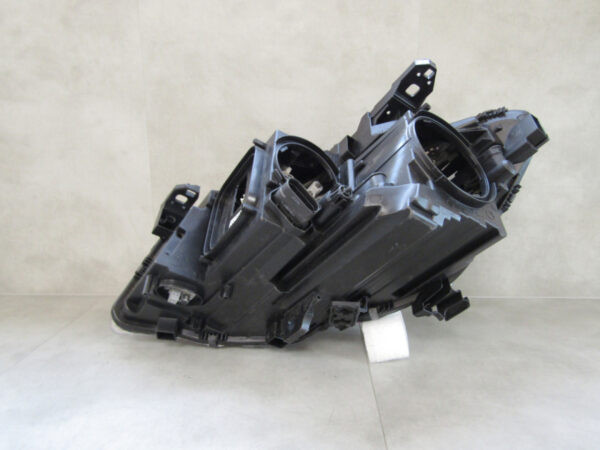 Koplamp Mercedes CLA W117 Xenon BIXENON 13-16 A1179064600 Rechts A1030/D145