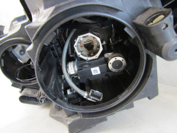 Koplamp Mercedes CLA W117 Xenon BIXENON 13-16 A1179064600 Rechts A1030/D145