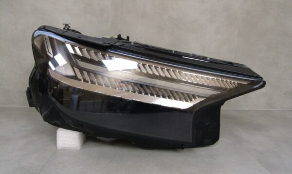 KOPLAMP AUDI Q4 E ​​TRON ETRON FULL LED MATRIX 21- 89A941036 RECHTS S1056/B170