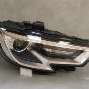 Koplamp Audi A3 8V FACELIFT XENON 16-20 8V0941006E RECHTS S993/4K/7E