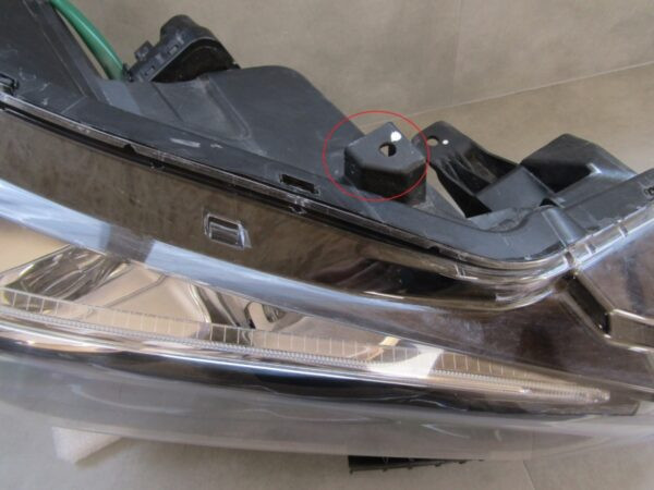 KOPLAMP NISSAN LEAF 2 II LED 18-22 260105SH5A RECHTS A1136/4K/9D