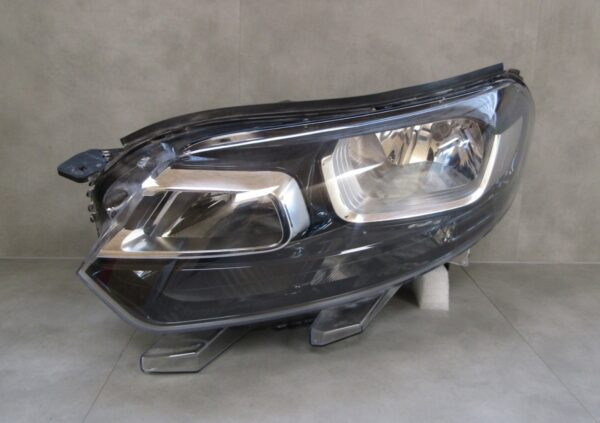 Voorlamp Citroen Jumpy III 3 16-23 Vivaro STANDAARD 19-23 9808567780 LINKS S1025/4K/7B