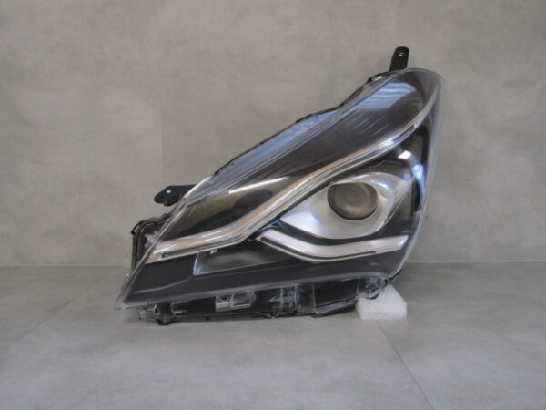 KOPLAMP TOYOTA YARIS 3 III FACELIFT NORMALE LENS LED 17-20 LINKS A1048/C89