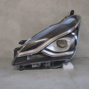KOPLAMP TOYOTA YARIS 3 III FACELIFT NORMALE LENS LED 17-20 LINKS A1048/C89