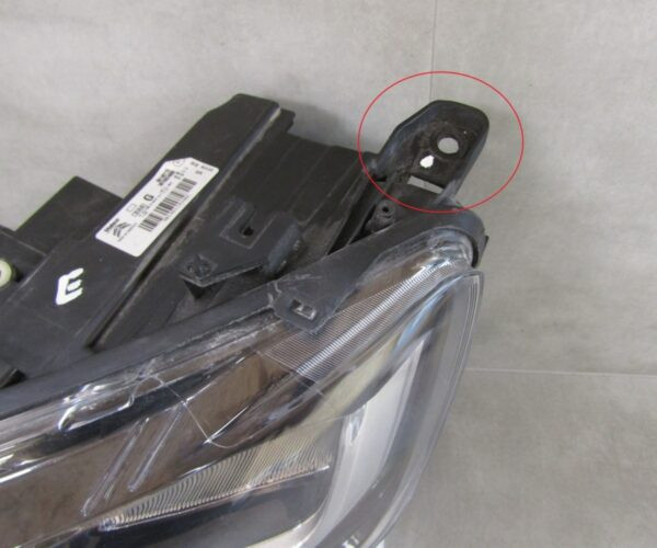 KOPLAMP CITROEN BERLINGO 4 IV STANDAARD 18- LINKS 9816824880 A1181/5K/6D