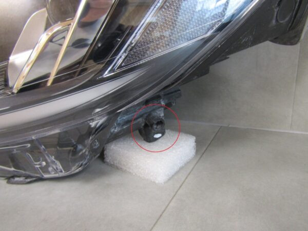 KOPLAMP FORD KUGA MK3 III 19-24 LV4B-13BW030-AK LINKS A1094/4K/13G
