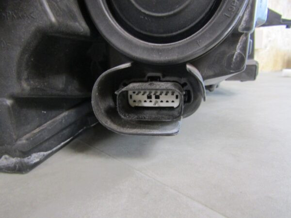KOPLAMP FORD KUGA MK3 III 19-24 LV4B-13BW030-AK LINKS A1094/4K/13G