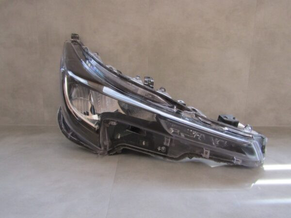 Koplamp Toyota Corolla E21 LED HB Estate 18-22 81110-02S60 RECHTS A1122/4K/10G