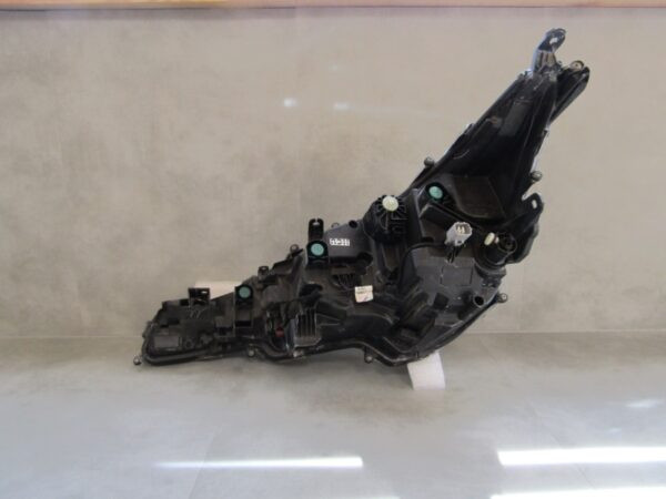 Koplamp Toyota Corolla E21 LED HB Estate 18-22 81110-02S60 RECHTS A1122/4K/10G
