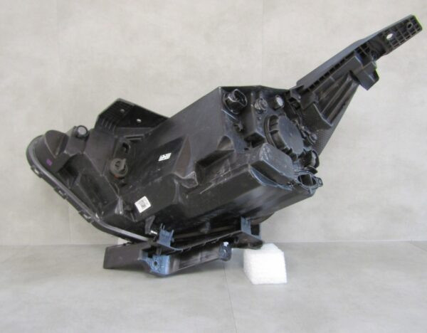 KOPLAMP HYUNDAI I20 3 III STANDAARD 20- RECHTS 92102-Q0050 A1183/5K/3C