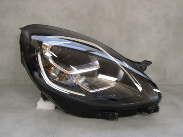 KOPLAMP FORD PUMA MK2 LED 19-24 RH RECHTS L1TB-13E014-EK S1096/K4/9D