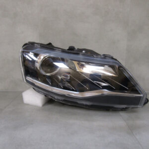 KOPLAMP SKODA RAPID 5JB FACELIFT XENON 16-19 5JB941016C RECHTS A1043/4K/13E